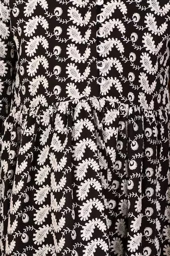  girls' chikankari cotton kurta and leggings set