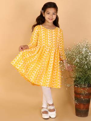  girls' chikankari cotton kurta and leggings set 1