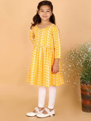  girls' chikankari cotton kurta and leggings set 2