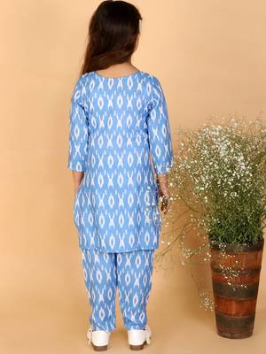  girls' aqua blue kurta and pant set 3