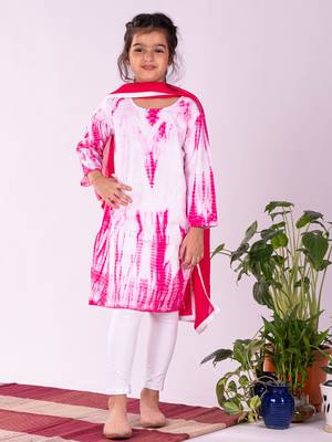  girls' pink and white kurta, leggings & dupatta set 1