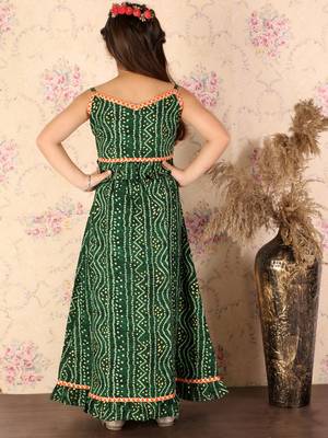 girls' green bandhani lehenga set 3