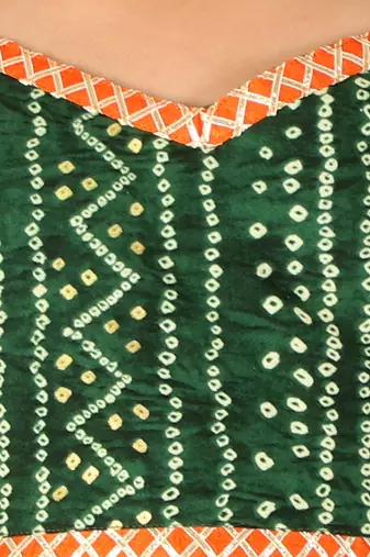  girls' green bandhani lehenga set