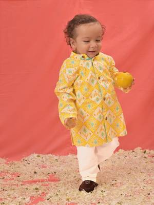  infant  yellow and white cotton blend kurta pyjama set 1