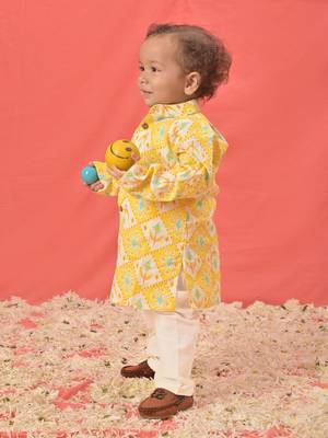  infant  yellow and white cotton blend kurta pyjama set 2