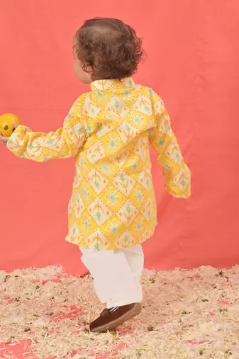  infant  yellow and white cotton blend kurta pyjama set