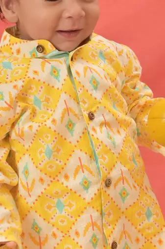  infant  yellow and white cotton blend kurta pyjama set
