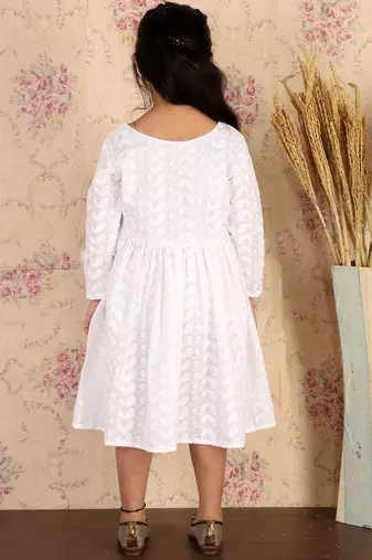  girls' white ethnic dress