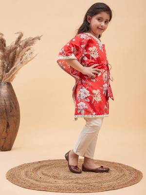  girls' red and cream kaftan and pant set 2