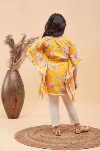  girls' yellow and cream kaftan and pant set
