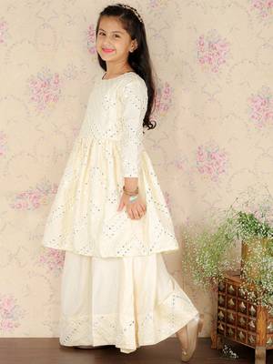 White Ethnic Lehenga Set for Girls 2