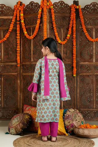  girls' green and pink kurta, pant and dupatta
