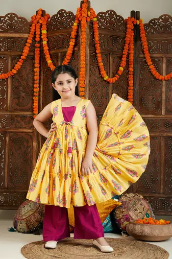Vastramay girls' yellow and pink kurta pant set