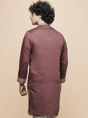 Maahi fabs cotton blend thread yoke design regular straight festive occasion ethnic red kurta for men 5