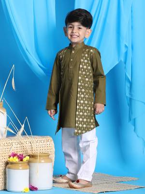  boys' green and white kurta pyjama set 2