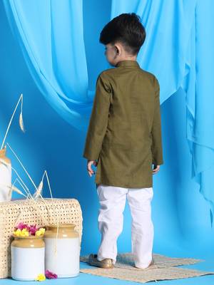  boys' green and white kurta pyjama set 3