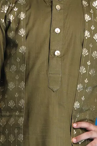  boys' green and white kurta pyjama set