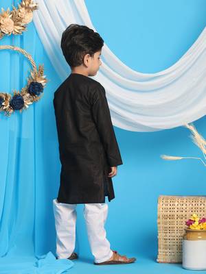 black and white kurta pyjama set 2