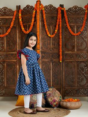  girls' indigo blue and white kurta and leggings set 2