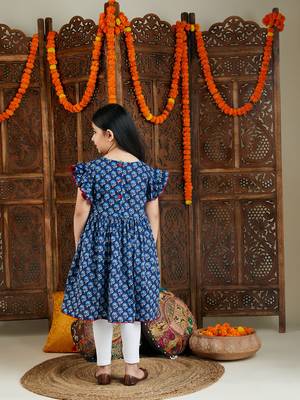  girls' indigo blue and white kurta and leggings set 3