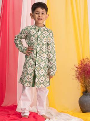 green and white kurta pyjama set 1