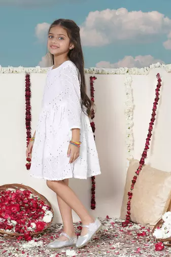  girls' white ethnic dress