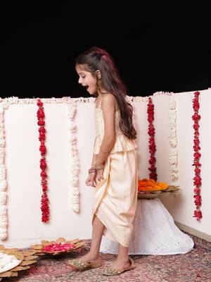  girls' peach lehenga 2
