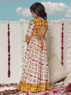  girls' yellow and cream lehenga set 4