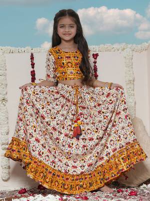  girls' yellow and cream lehenga set 1