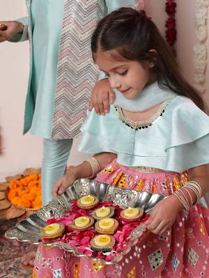  girls' aqua and pink lehenga set 4