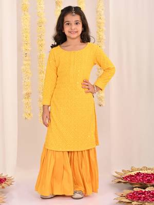 girls' yellow kurta and sharara set 1
