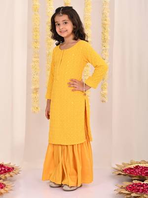  girls' yellow kurta and sharara set 2