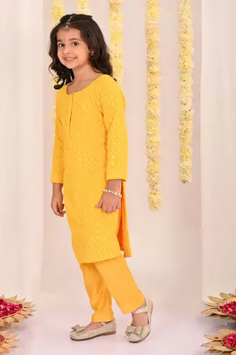  girls' yellow kurta and pant set