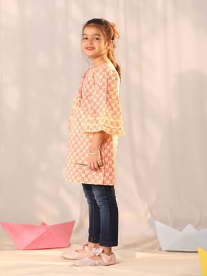  girls' peach only kurta 2