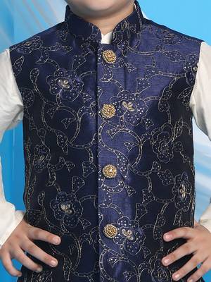 navy blue and cream jacket, kurta and pyjama set 4
