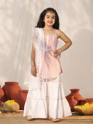  girls' pink and white kurta, sharara and dupatta set 1
