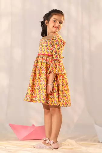  girls' yellow dress