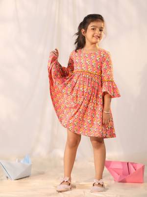  girls' pink dress 1