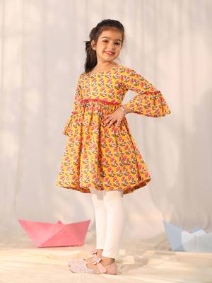  girls' yellow and white kurta leggings set 2