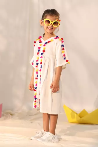  girls' cream dress