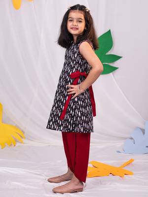  girls' black and red dhoti set 2