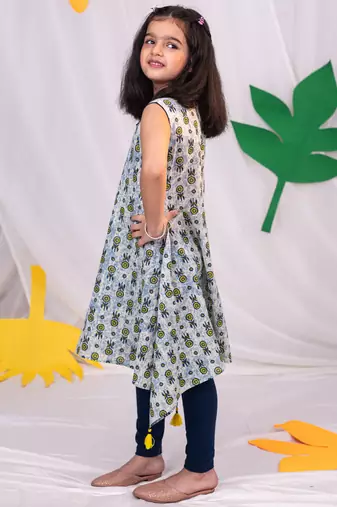  girls' blue kurta leggings set