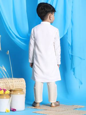 Shrestha by white kurta pyjama set 3