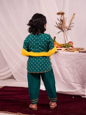 girls' green kurta and patiala set 3