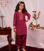  girls' pink kurta and patiala set