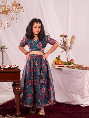 girls' green lehenga set 1