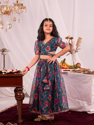  girls' green lehenga set 2