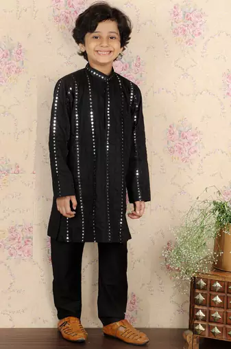 black kurta pyjama set