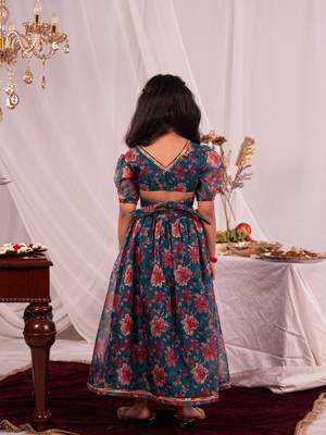 girls' green lehenga set 3