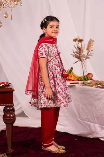  girls' aqua and red kurta and pant set